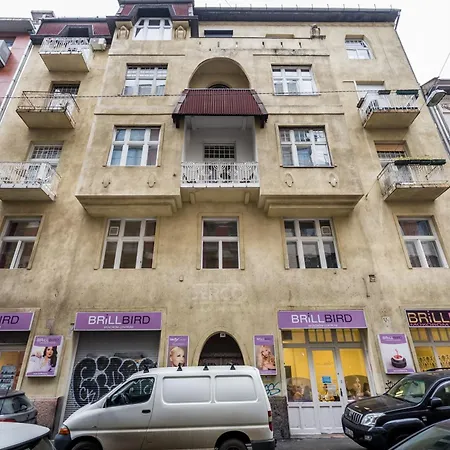 Colorwave Design Apartment Budapest